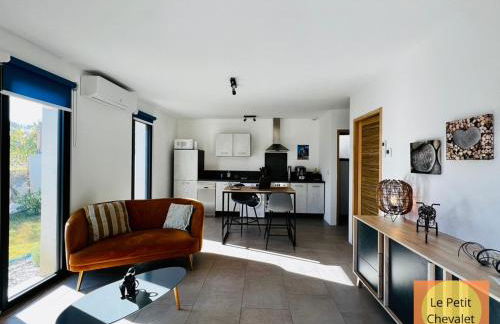 LOGIS DES ROCHES - 2 VILLAS VUE EXCEPTIONNELLE - Le Petit Chevalet, Le Grand Sabouillon - Foto 5