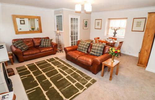 The Carriage - Photo 5