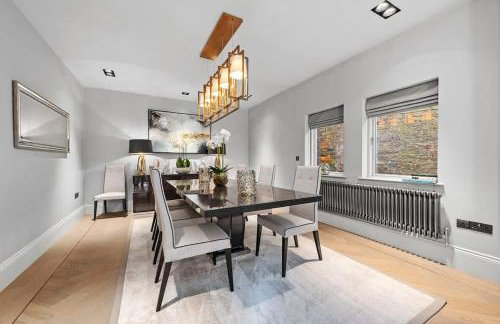 Luxurious Bowdon Mansion by City SuperHost - Foto 16