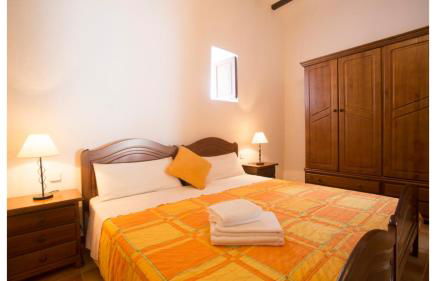 Can Tunicu has amazing sea views and is located in a quiet area near to San Antonio - Foto 15