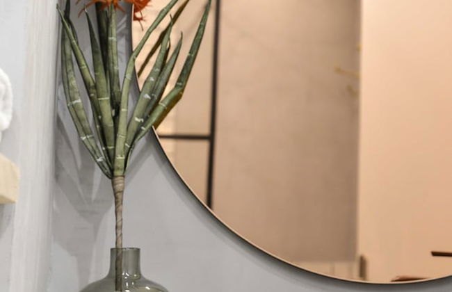 The Majestic Garden Suite - Photo 30