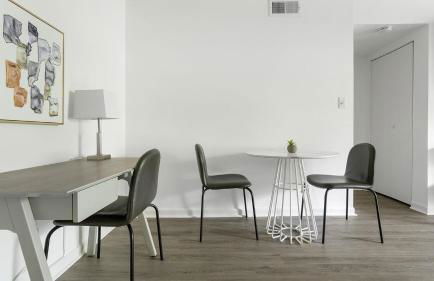 Landing Spectacular 1BD Gym Pool - Photo 7