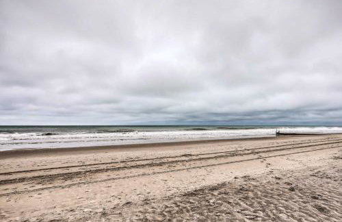 Oceanfront Resort Condo in North Myrtle Beach - Foto 26