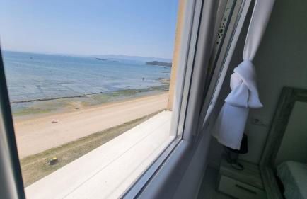 Seaside Apartment Sleeps 6 With Balcony - Foto 44