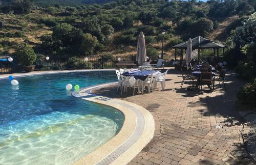 Mansión con Jacuzzi a 40 grados, gran piscina y Pádel - Photo 12