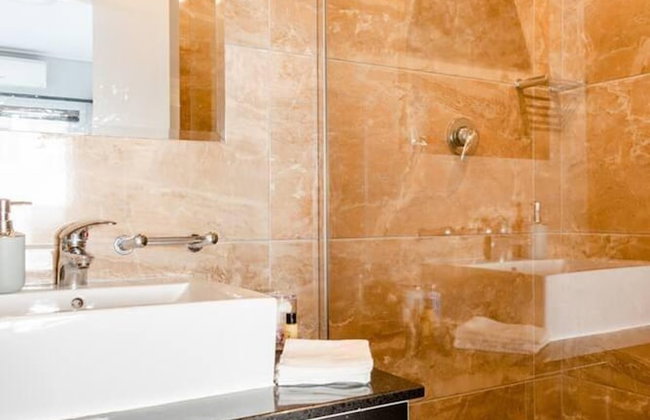 3-bed, Sleeps 6, Free Parking - Foto 19