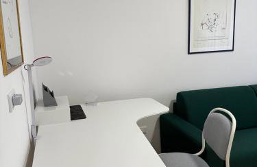 Emily at CITY CENTER - Foto 47