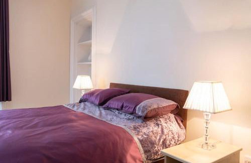 CASTLEBANK HOUSE FLATS, DINGWALL - Photo 13