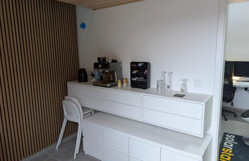 Mobile Business Unit - Office Apartment - Foto 3