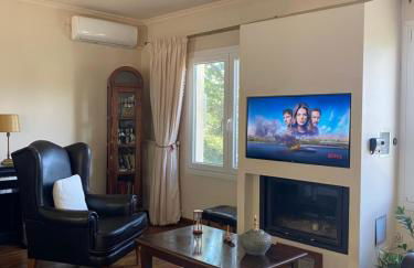 Lorantina Luxury Sea View House with Starlink WiFi near Barbati & Ipsos - Photo 4