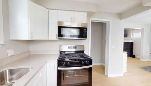 Stylish Home Near Historic Downtown & Lake Erie - Foto 4