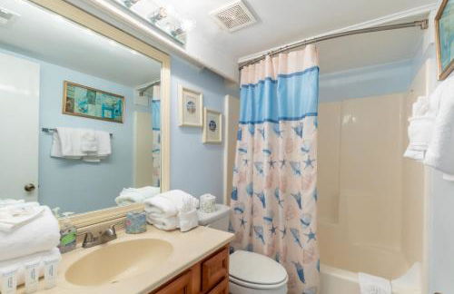 Romar Tower Beachfront Condos - Foto 66