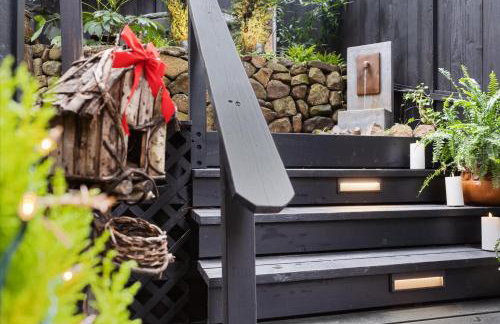 The Black Nest - Hot Tub Romantic Getaway - Foto 7