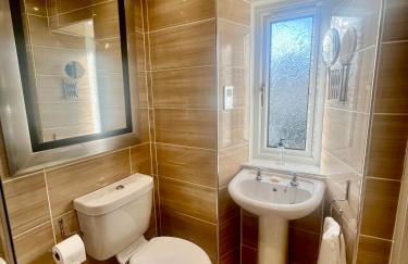 Hamish in ApartNest Auchterarder - Photo 8