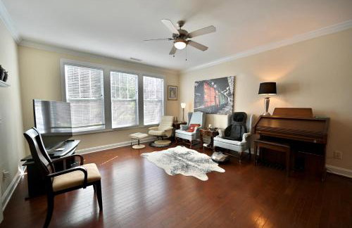 Majestic Home in Summer Oaks - Foto 15