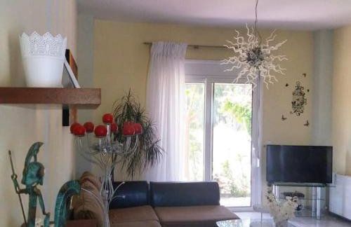 Greek Style Ground Floor Apartment & Pool - Foto 35