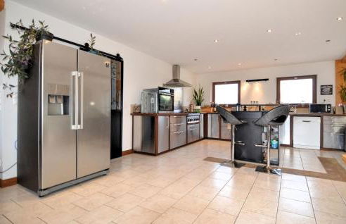 Lovely Home In Mejannes Le Clap - Photo 6