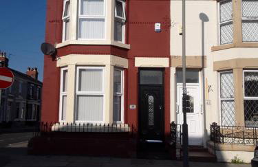 39 Cowley Road - Photo 1