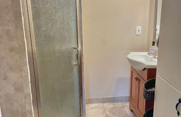 City light views getaway close to top ski resorts - Foto 7