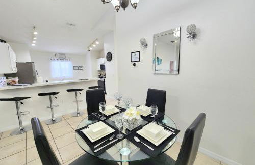 Home Close to Disney Parks/Amazing Private Pool - Photo 26