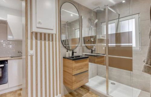 Love Life Room-Jacuzzi-Netflix-Accès-24/7-Privé - Foto 40