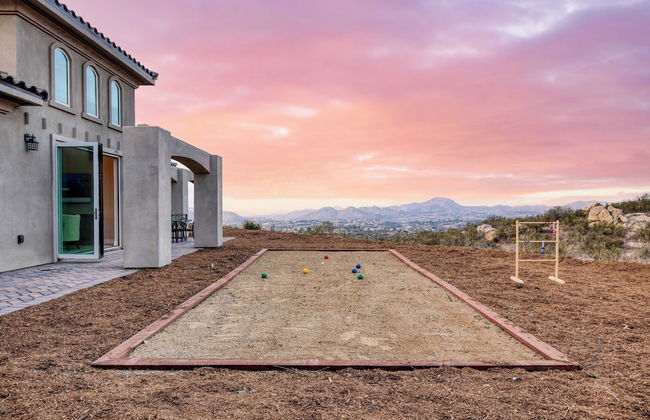 Malbec by Avantstay Incredible Estate w/ Panoramic Views & Bocce Ball Court! - Photo 26