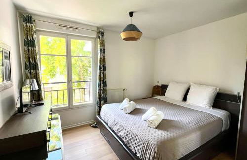 Charmant T2 avec balcon - Golf National à 5 min - Foto 16