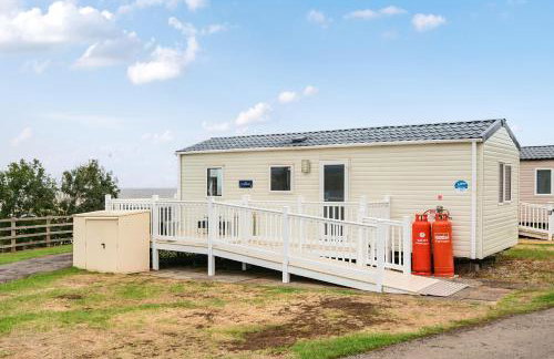 Cabin - Sleeps 4 - Pets Ok - Balcony - Parking - Foto 12