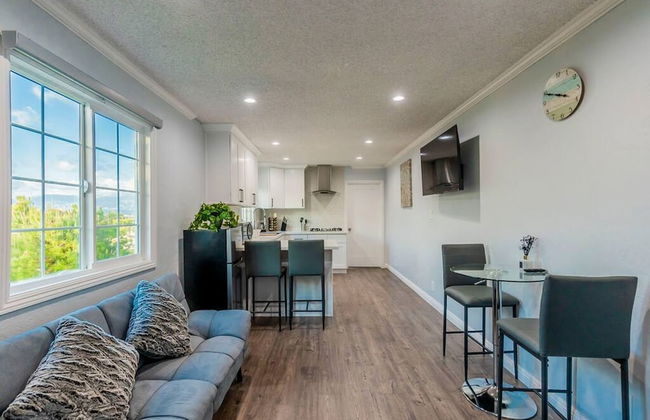 Stunning LA Luxury Retreat Ideal for Work or Play - Foto 2