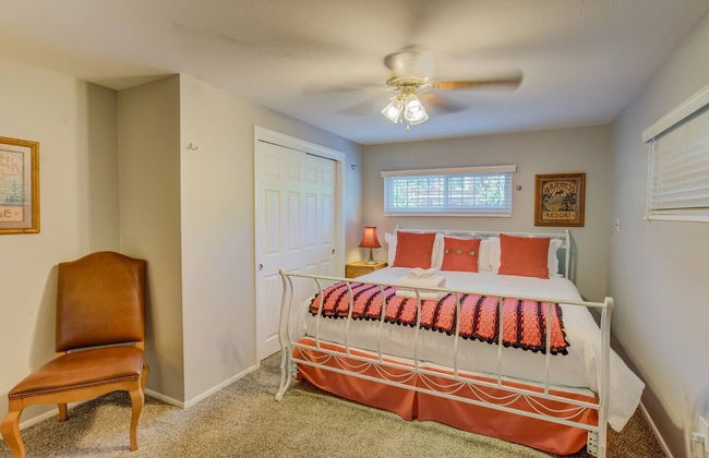 Garden-level Perfect Hot tub Fire Pit & More! - Foto 6