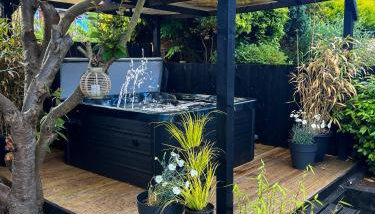 The Longsands Home- Coastal Retreat with Hot Tub - Foto 2