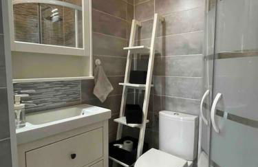 Agréable gîte au coeur du centre ville 4 personnes - Foto 14