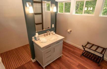 Deluxe Yurt Rental Ideal for Glamping near Austin - Foto 25