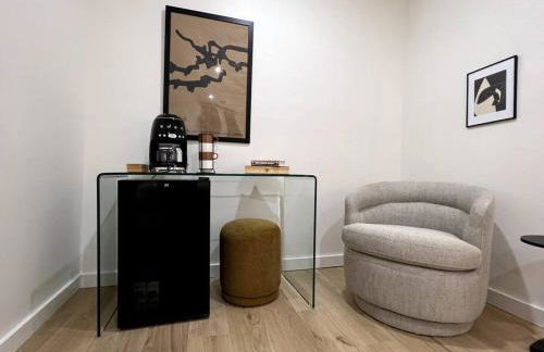 The Phenix Historic DWTN Hotel, King Bed, Room # 306 - Foto 4