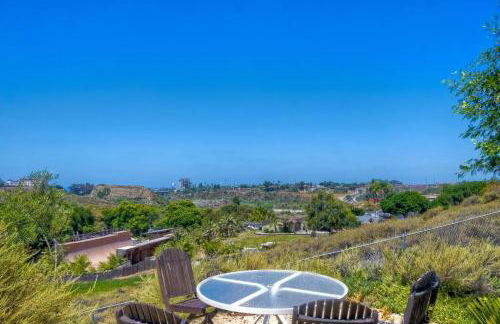 Nice home, Ocean views, and open space views. - Photo 12