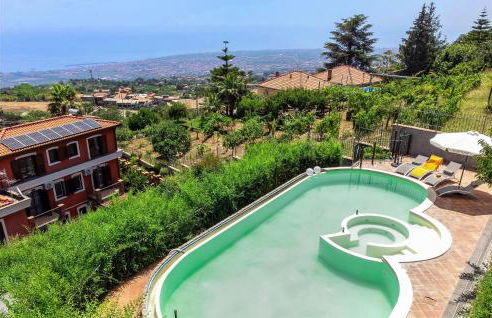 Nice Home In Sant'alfio With Sauna - Foto 1