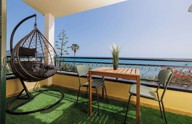 Coastal Bliss Apartments - Photo 22