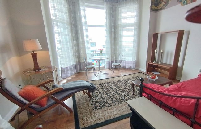 Golden Tides Seaside Retreat in Saint Leonards - Photo 17