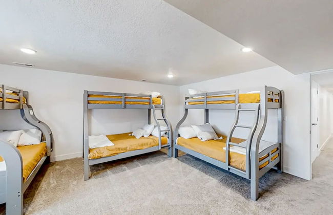 Bear Lake Haus - Luxury Bear Lake Retreat - Photo 28