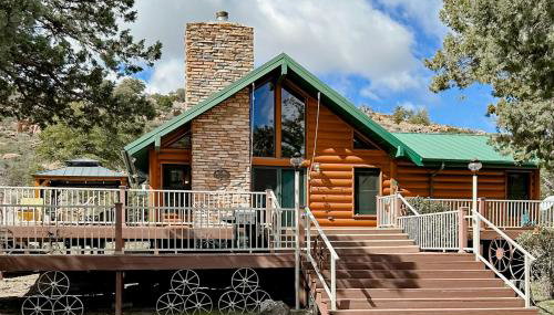 Hike, Fish and Relax Secluded Miami Retreat with Deck - Foto 2