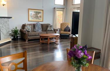 Mt. Baker View Harbor King Bed Fire Pit - Foto 10