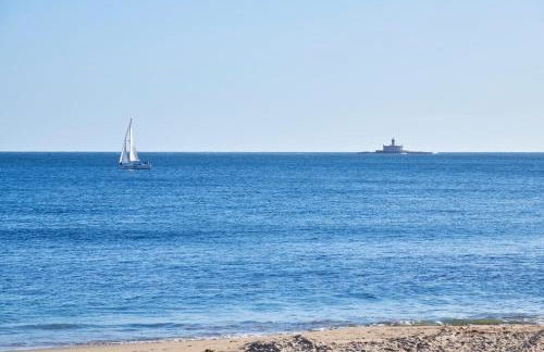 Infinite Ocean View w/ Free Parking By TimeCooler - Foto 36