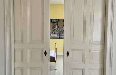 Beautiful apartment in a historic villa - Photo 13