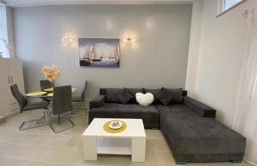 City Center Gajac - Photo 1