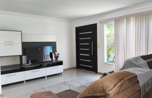 Tantão Beach House com Piscina e Churrasqueira - Foto 31