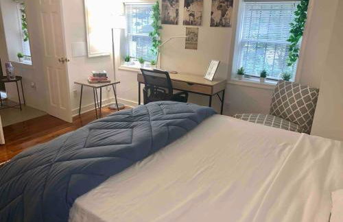 Cozy 1BR in DC 95WalkScore Steps to Cafes Dining Nightlife Grocery Metro - Close to Downtown - Foto 17