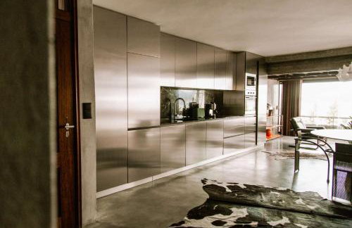 Luxury Waterfront Loft with Panoramic Views - Foto 13