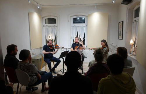 Ferienwohnung im Kunst- und Logierhaus Villa Ihler - Photo 27