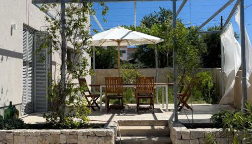 Supetar Cypress House - near the beach - Foto 5, Garden