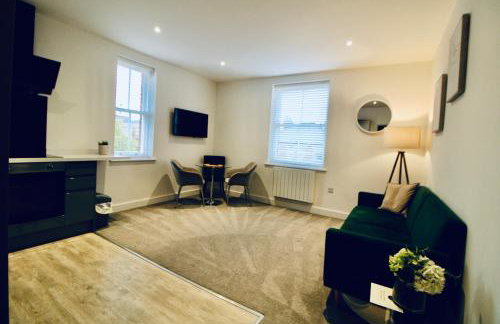 No.10 @ ShortStays Serviced apartments - Photo 8